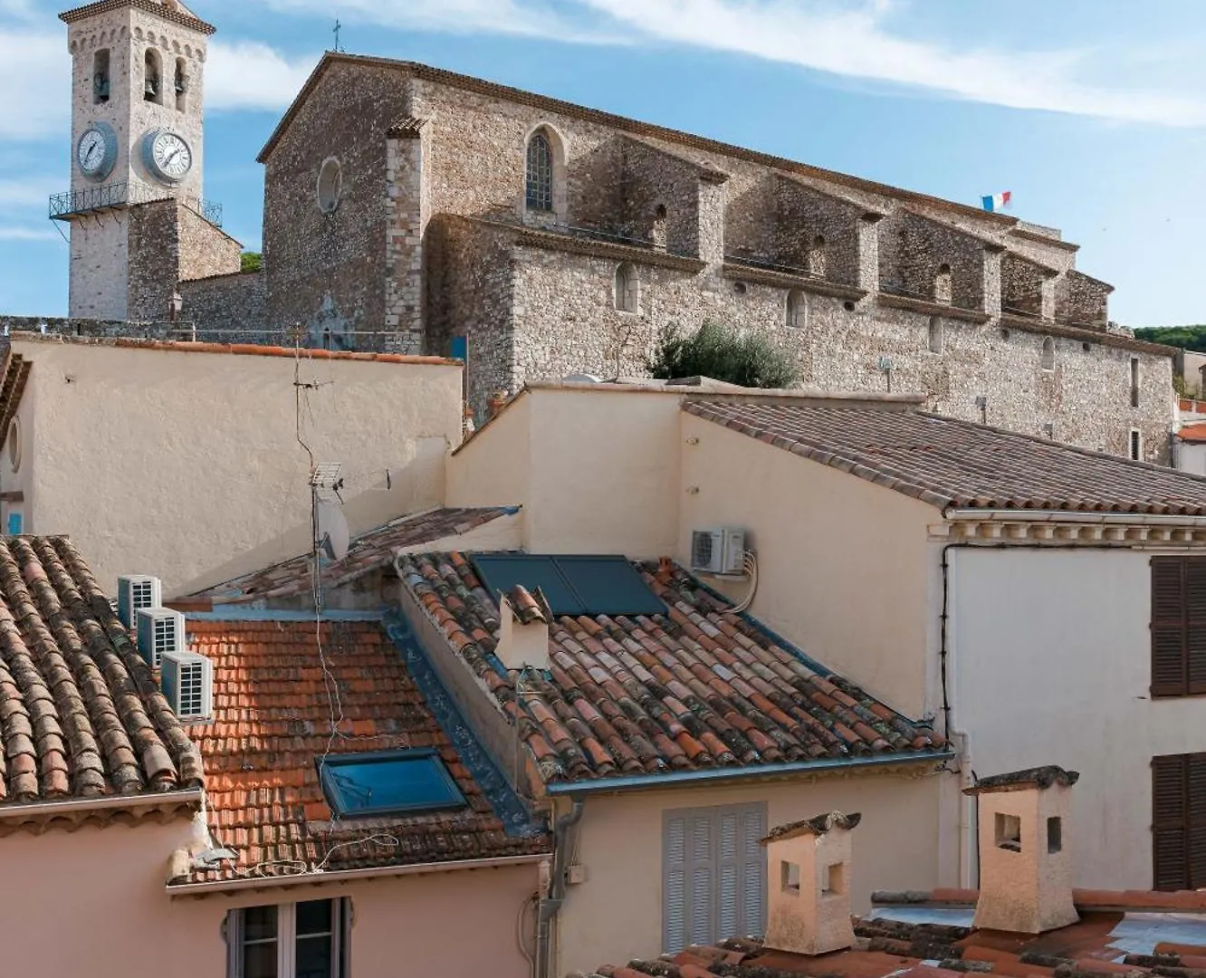 Daire Maison Julia- Triplex Avec Rooftop Terrasse Vue Sur Mer Et Cathedrale, 10 Mins A Pieds Du Palais Et Plages Cannes